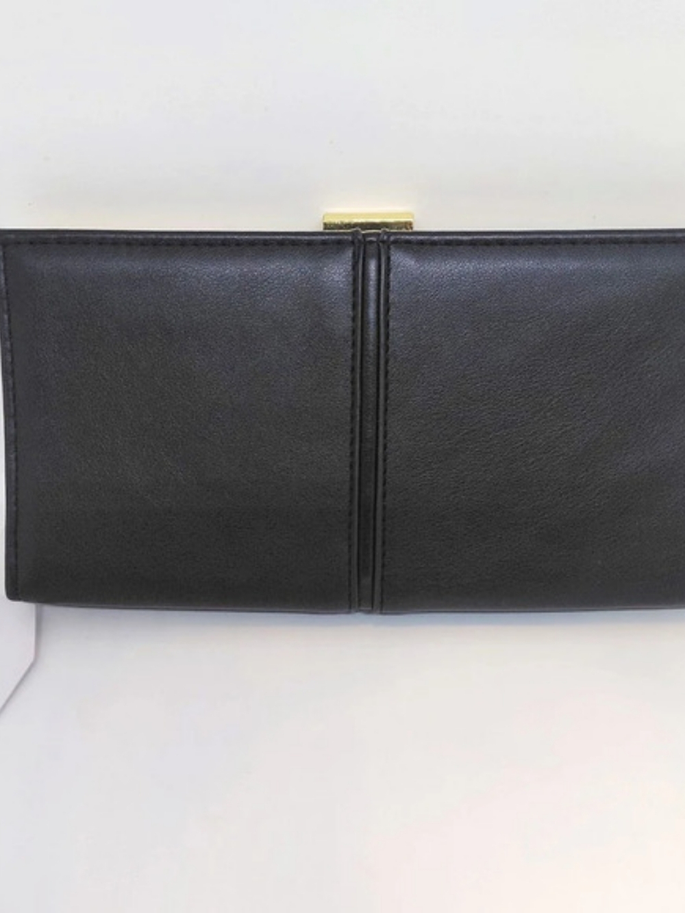 Time and Tru Kinsley Black Clutch Wallet Cardholder Faux Leather Kiss Lock Purse